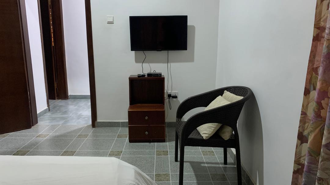 Bungalow (2bedroom)